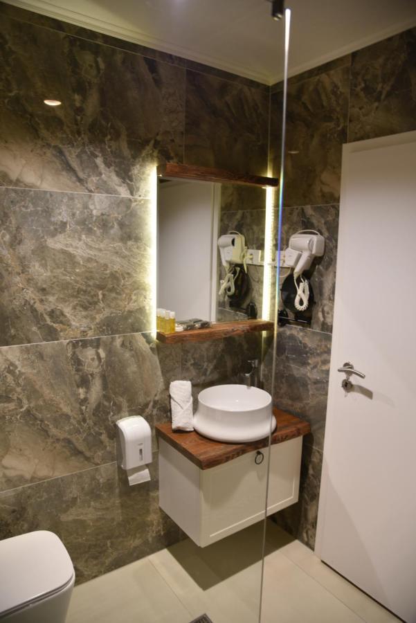 Hotel Driada Gjakova Экстерьер фото