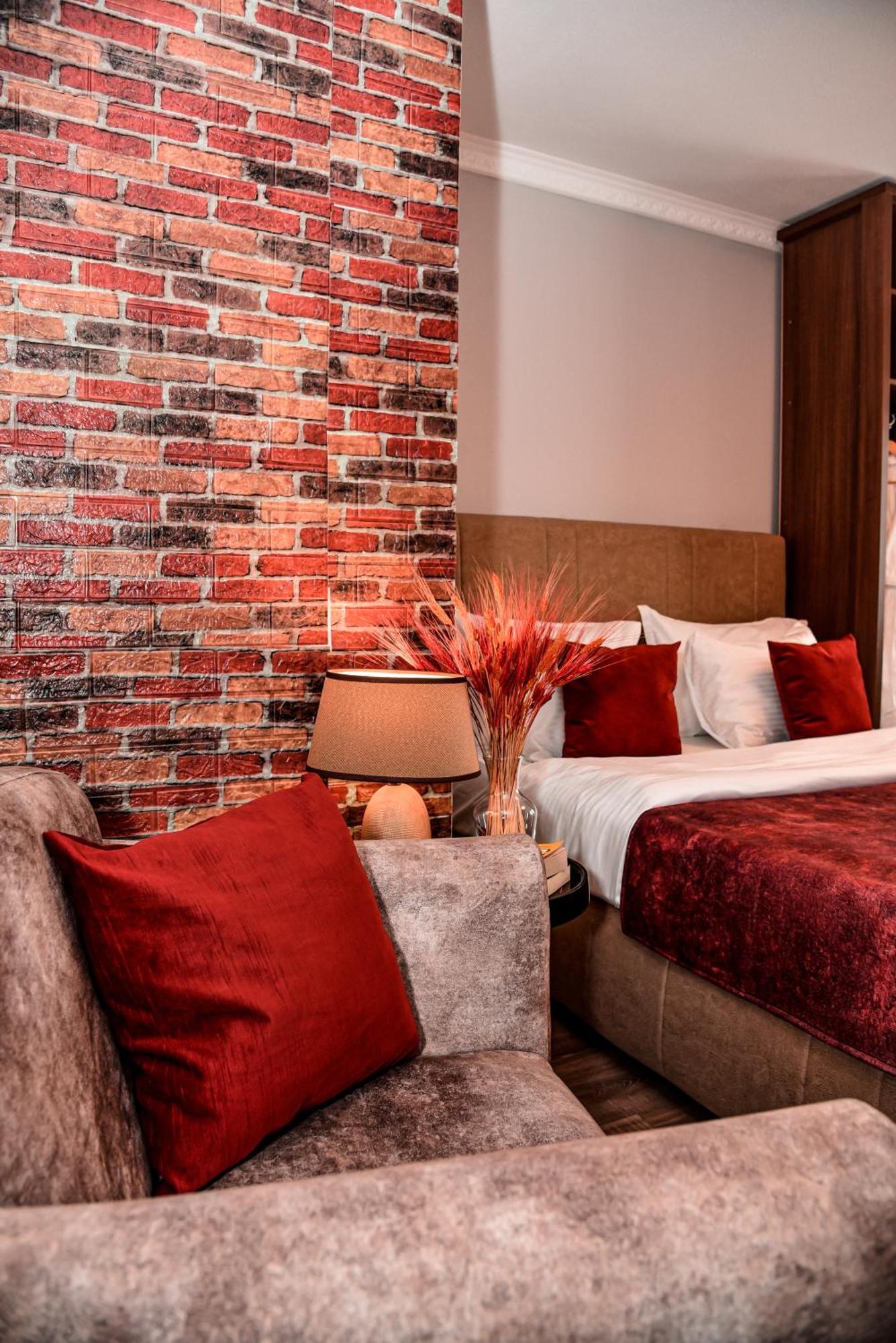 Hotel Driada Gjakova Экстерьер фото